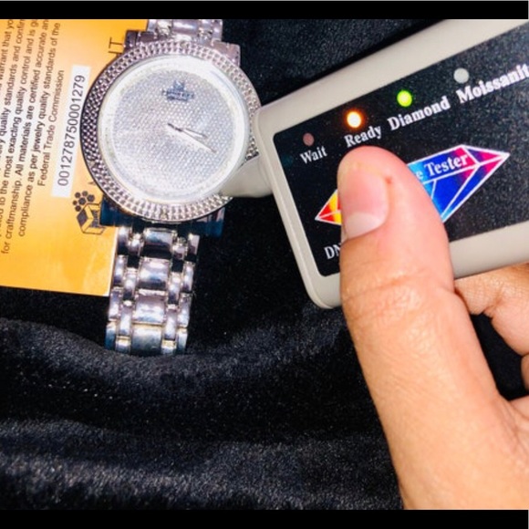 Real genuine natural diamond watch for men Biggest sale NOT CZ NOT MOISSANITE - Picture 3 of 5